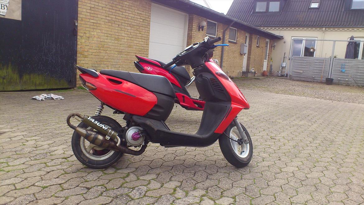 Aprilia sonic pata negra billede 11