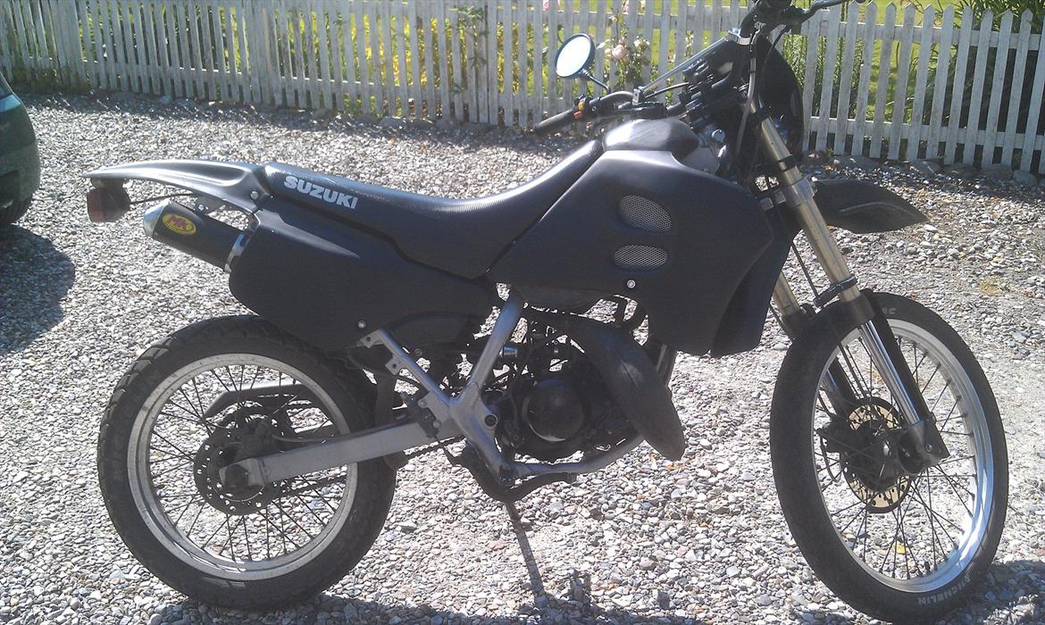 Suzuki RMX billede 3