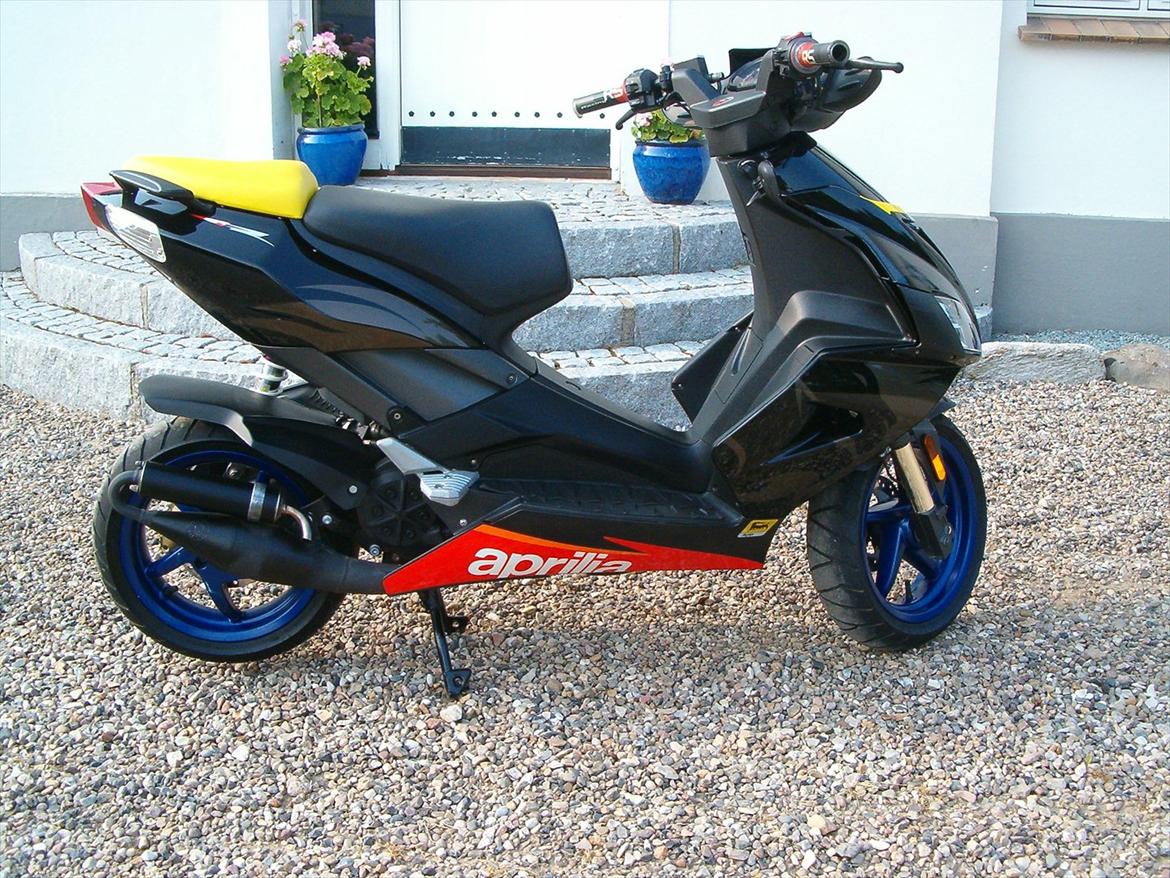 Aprilia Sr 50 Factory LC DD billede 2