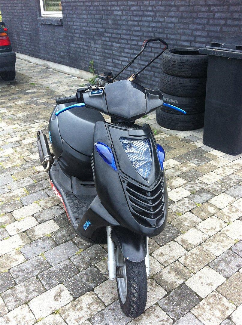 Aprilia Sonic 70 ccm billede 2