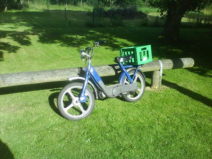 {{currentPhoto.altText}} billede {{currentPhoto.number}}