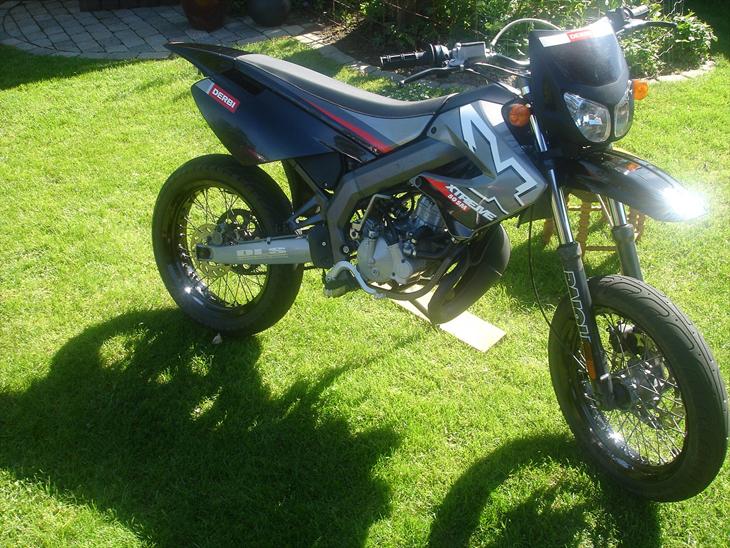 {{currentPhoto.altText}} billede {{currentPhoto.number}}