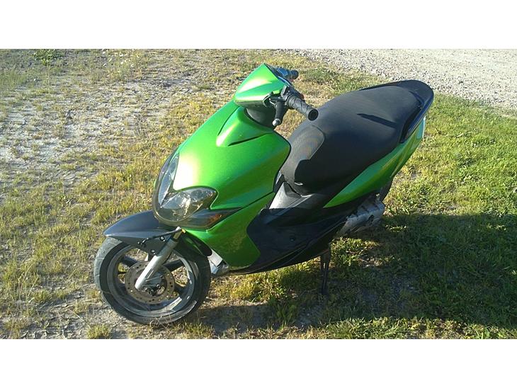 {{currentPhoto.altText}} billede {{currentPhoto.number}}