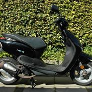 Yamaha Neos