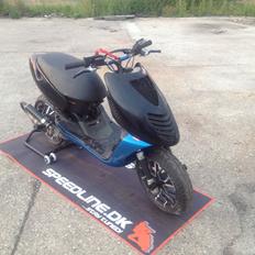 Aprilia son/rox bb77 nyt album