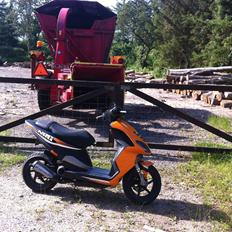Piaggio NRG Power DT