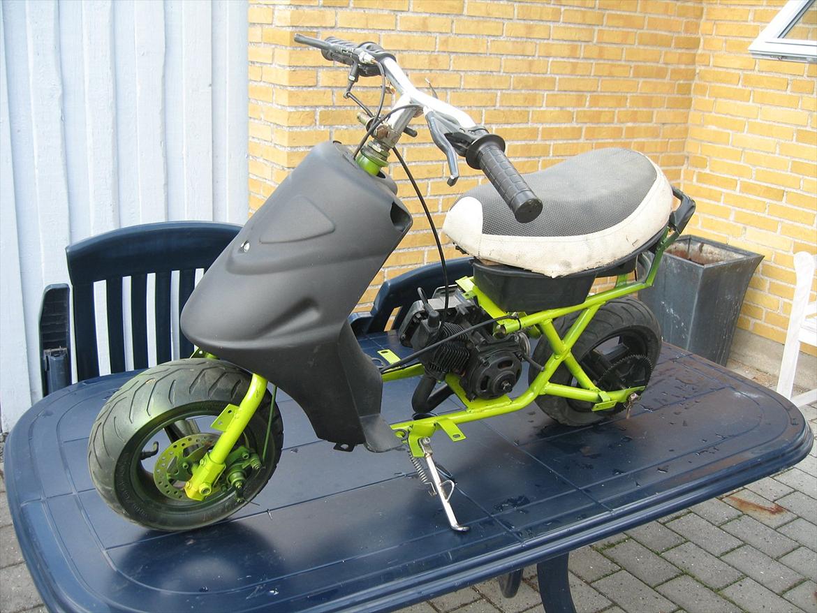 Polini Pocket-Scooter Solgt 500kr billede 1