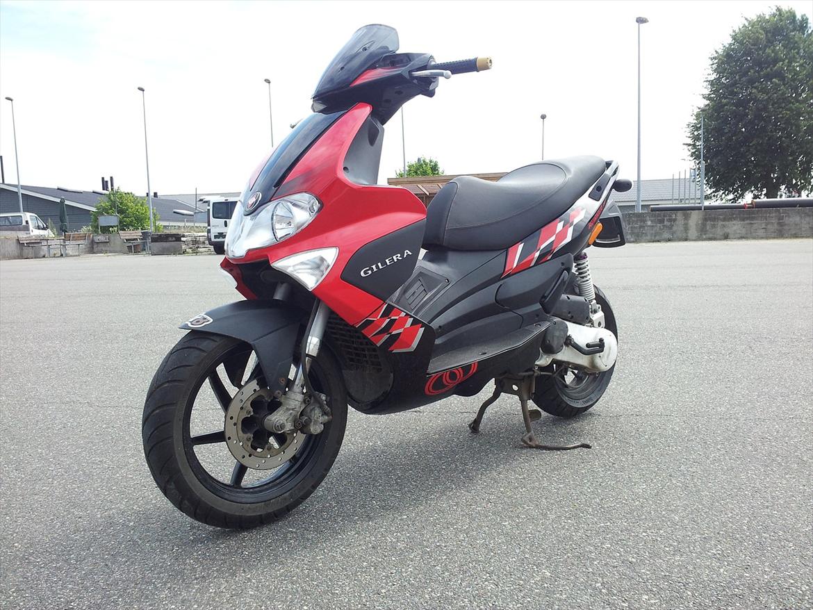 Gilera New Runner SP AC DD - NU!! :) .. se billede 11-12 for hvordan den så ud før ! billede 1