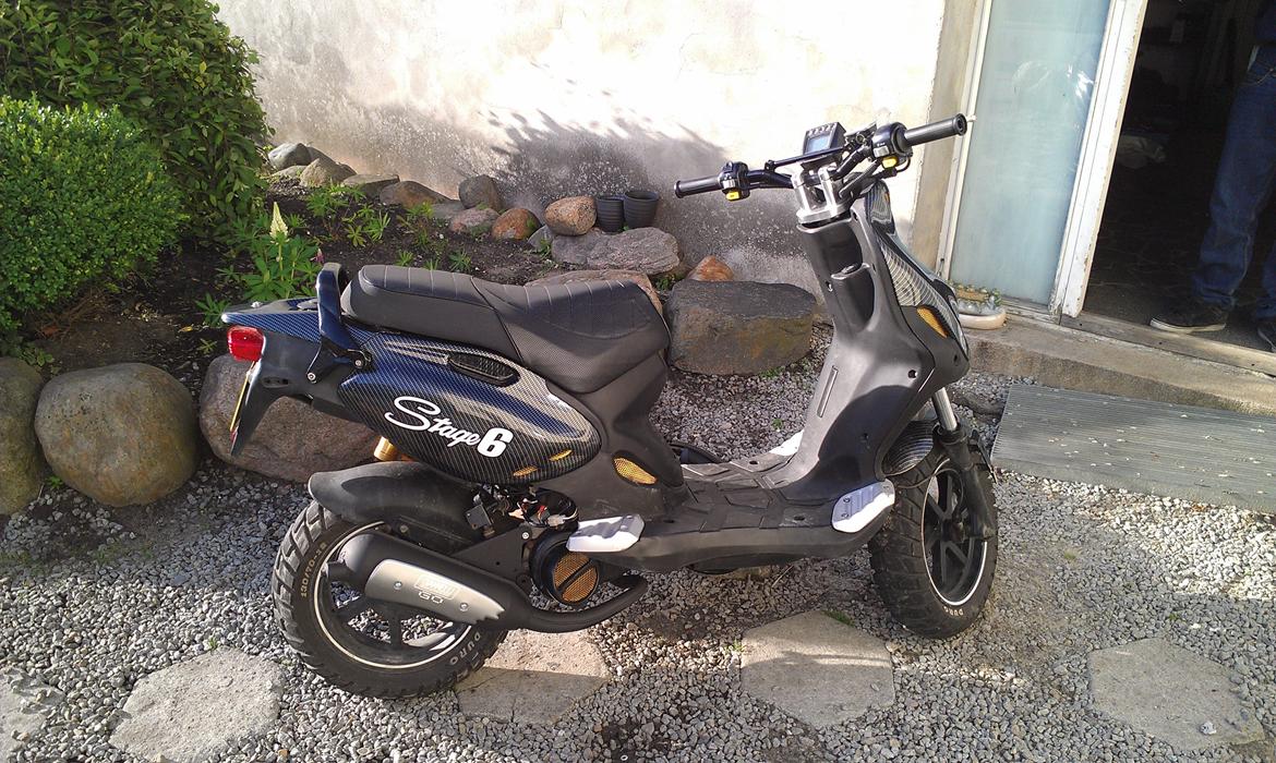 PGO pmx naked bytte til hot 50 billede 2