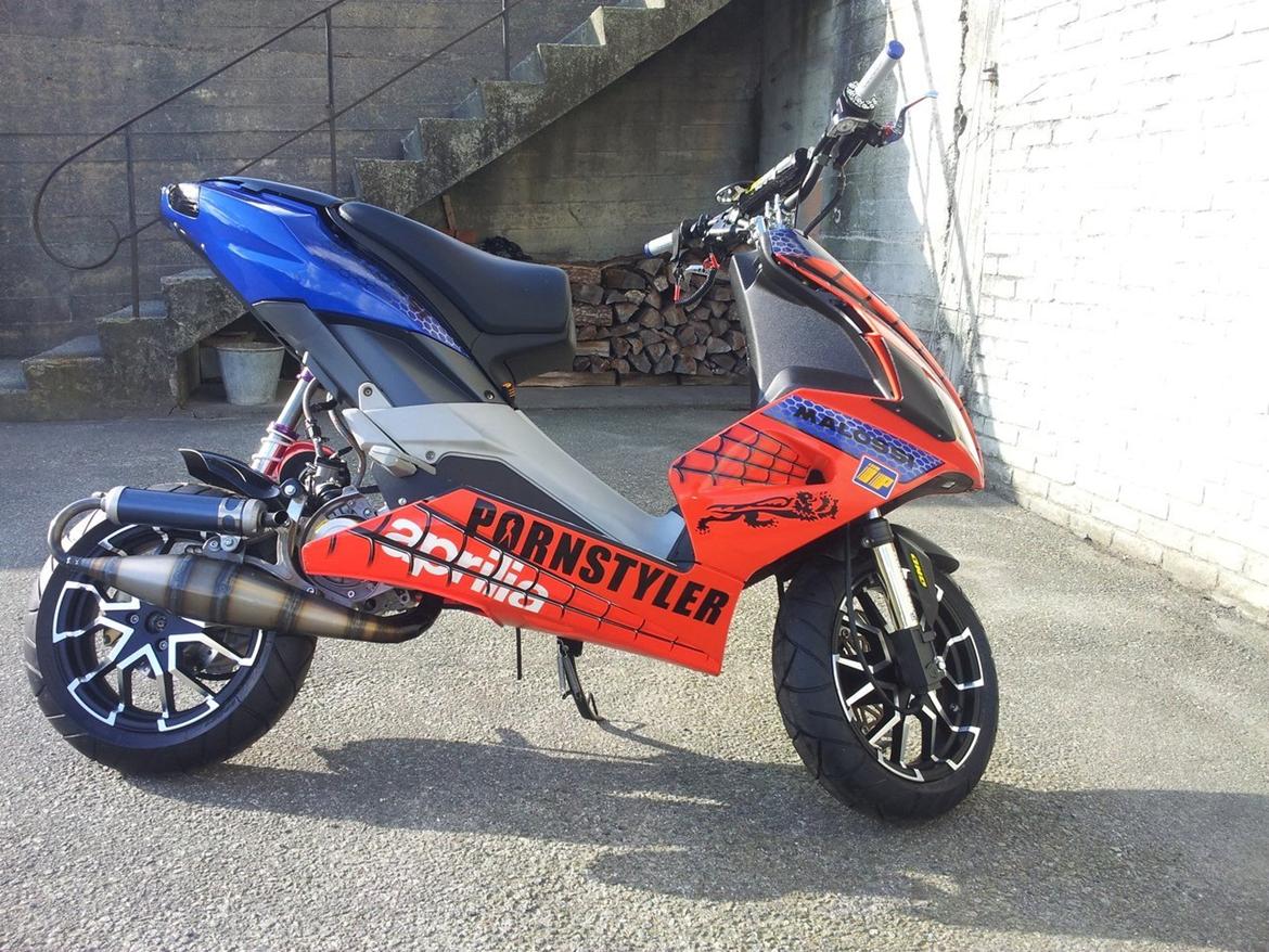 Aprilia SR Racing billede 1