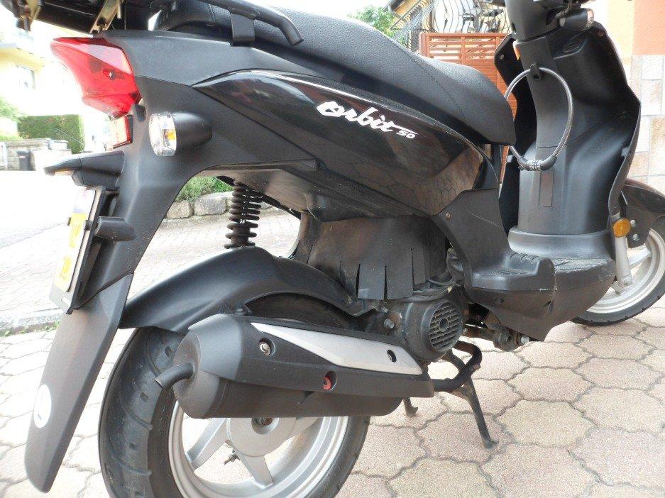 Sym Orbit I 50 2008 AV05W-6 4T - Står næsten som ny. billede 2