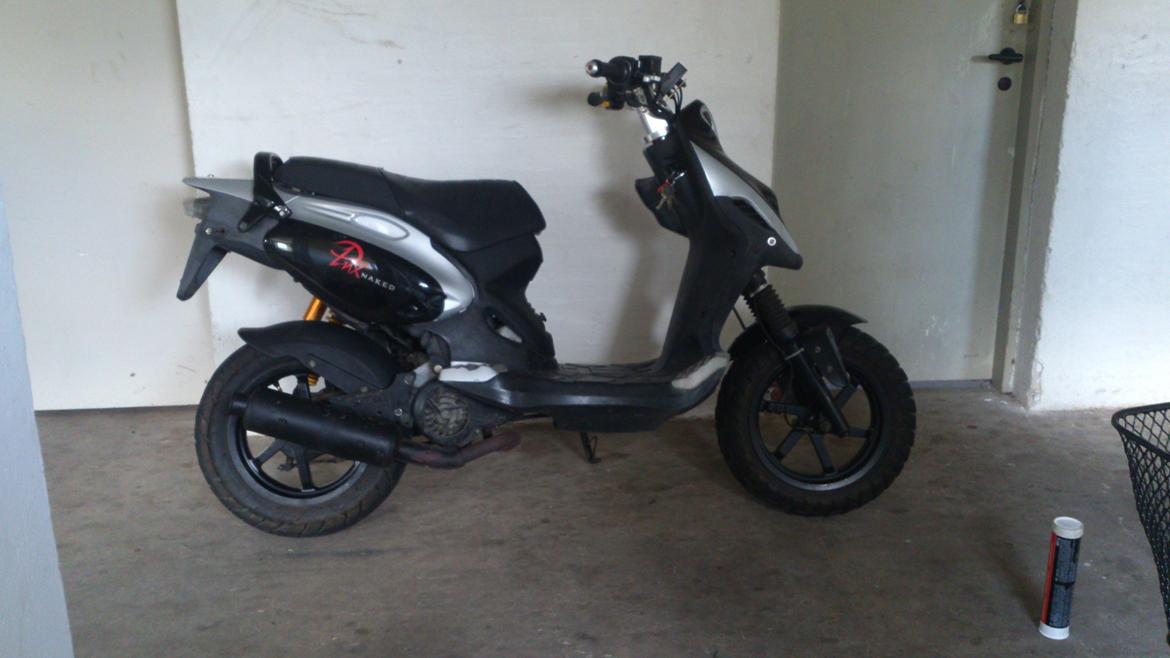 PGO PMX Naked billede 13