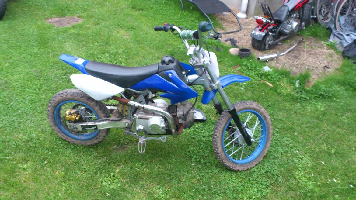 Lifan d7 12 billede 1