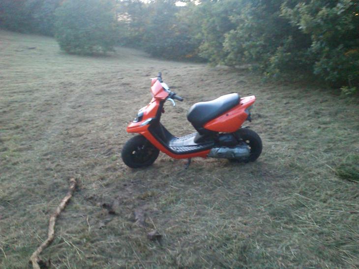 {{currentPhoto.altText}} billede {{currentPhoto.number}}