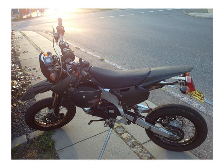 {{currentPhoto.altText}} billede {{currentPhoto.number}}