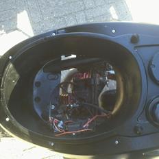 Aprilia Sonic baneracer 70cc AC solgt