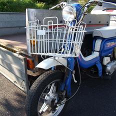 Suzuki fz 50 solgt for 2500 kr.