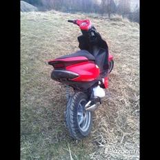 Yamaha jog r