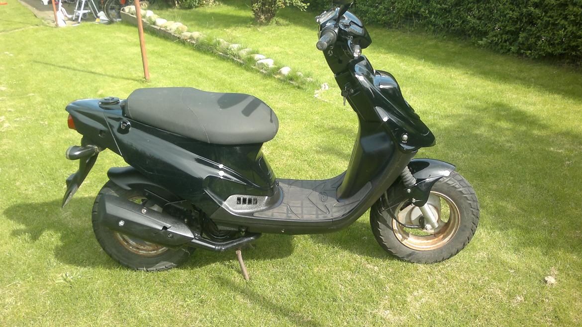 PGO hot 50 SOLGT billede 2