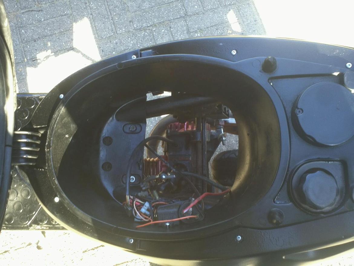 Aprilia Sonic baneracer 70cc AC solgt billede 2