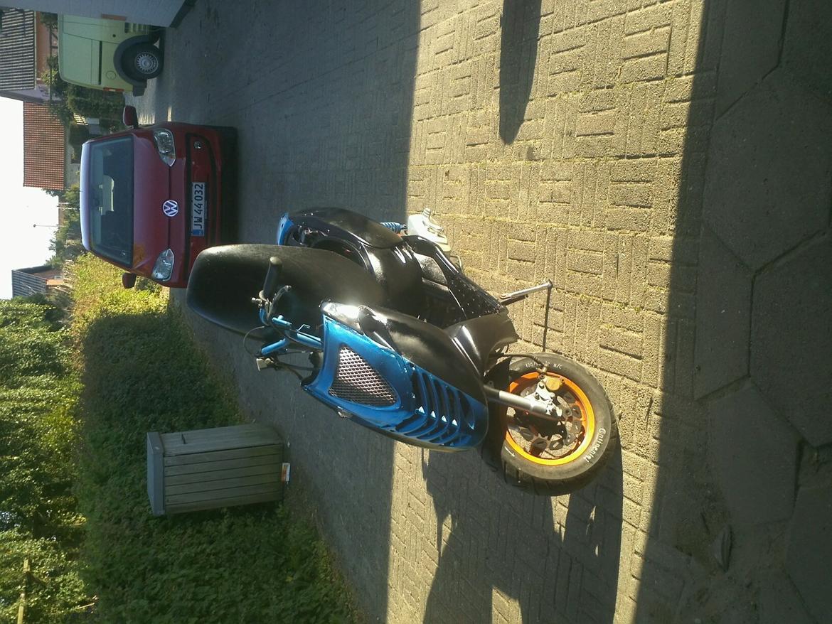 Aprilia Sonic baneracer 70cc AC solgt billede 4