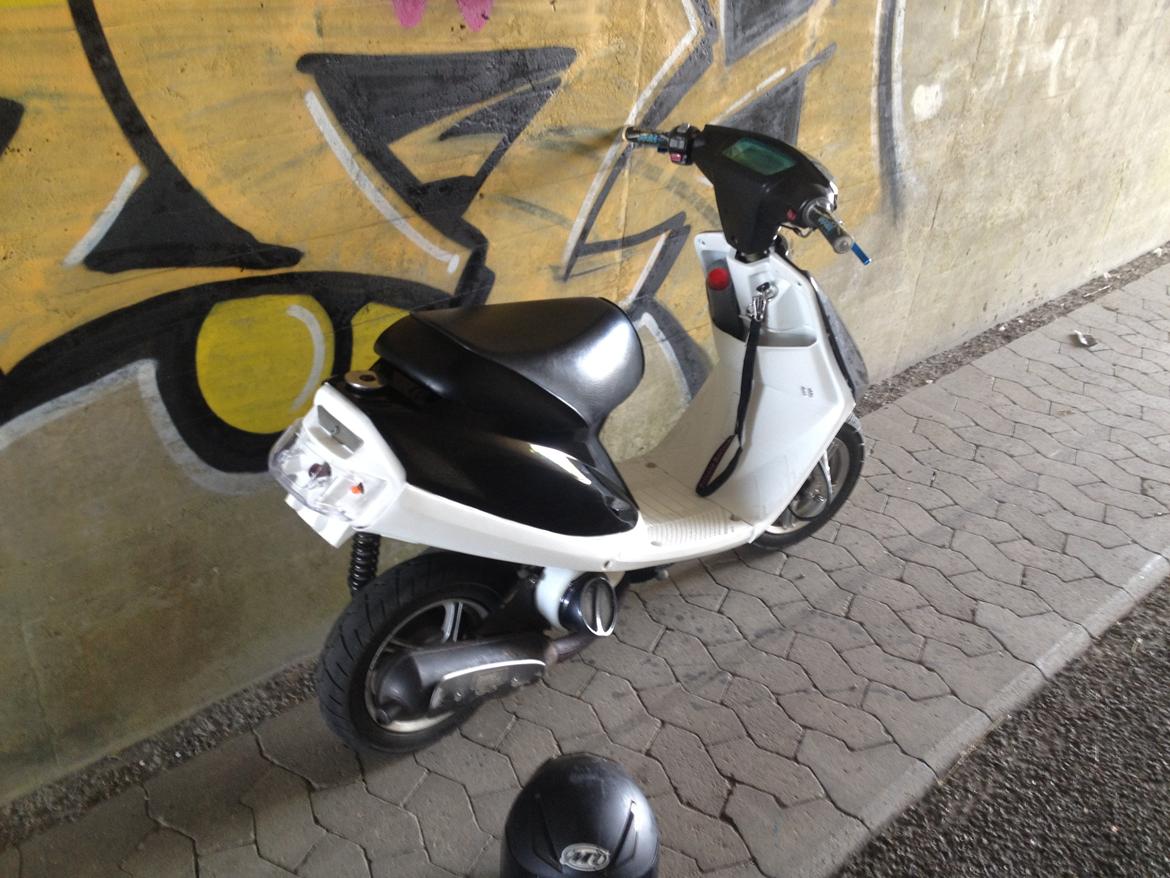 Yamaha Jog FS billede 8