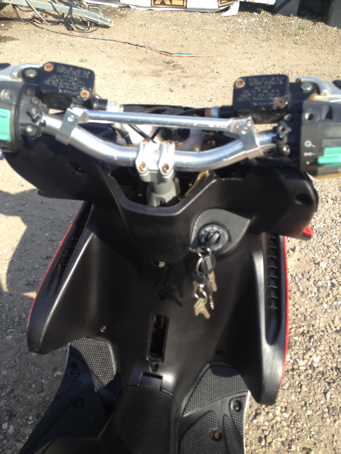 Yamaha aerox lc billede 2