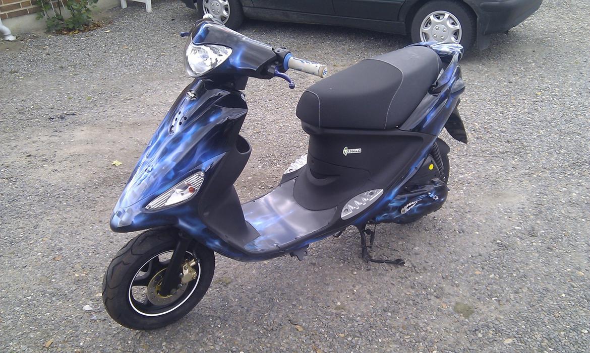 PGO Black Magic billede 1