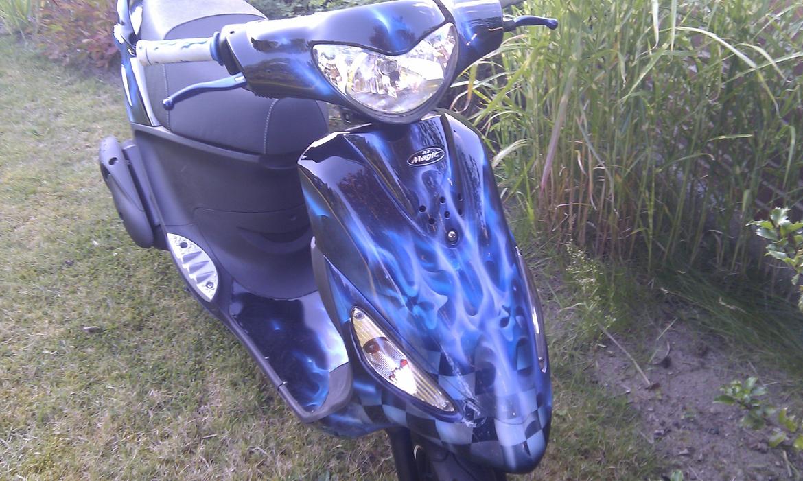 PGO Black Magic billede 5