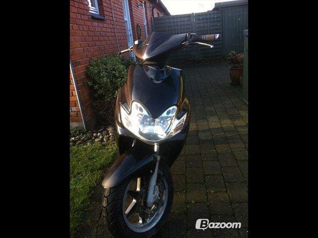 Yamaha jog r billede 3