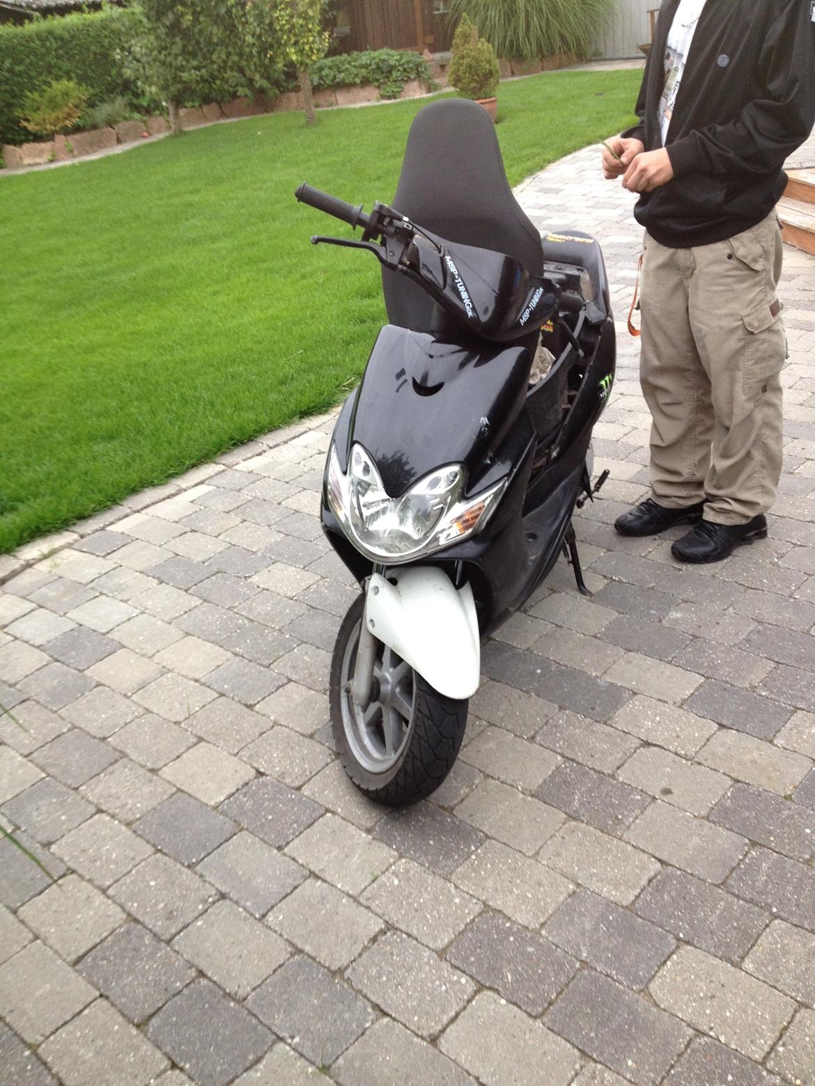 Yamaha jog r billede 4