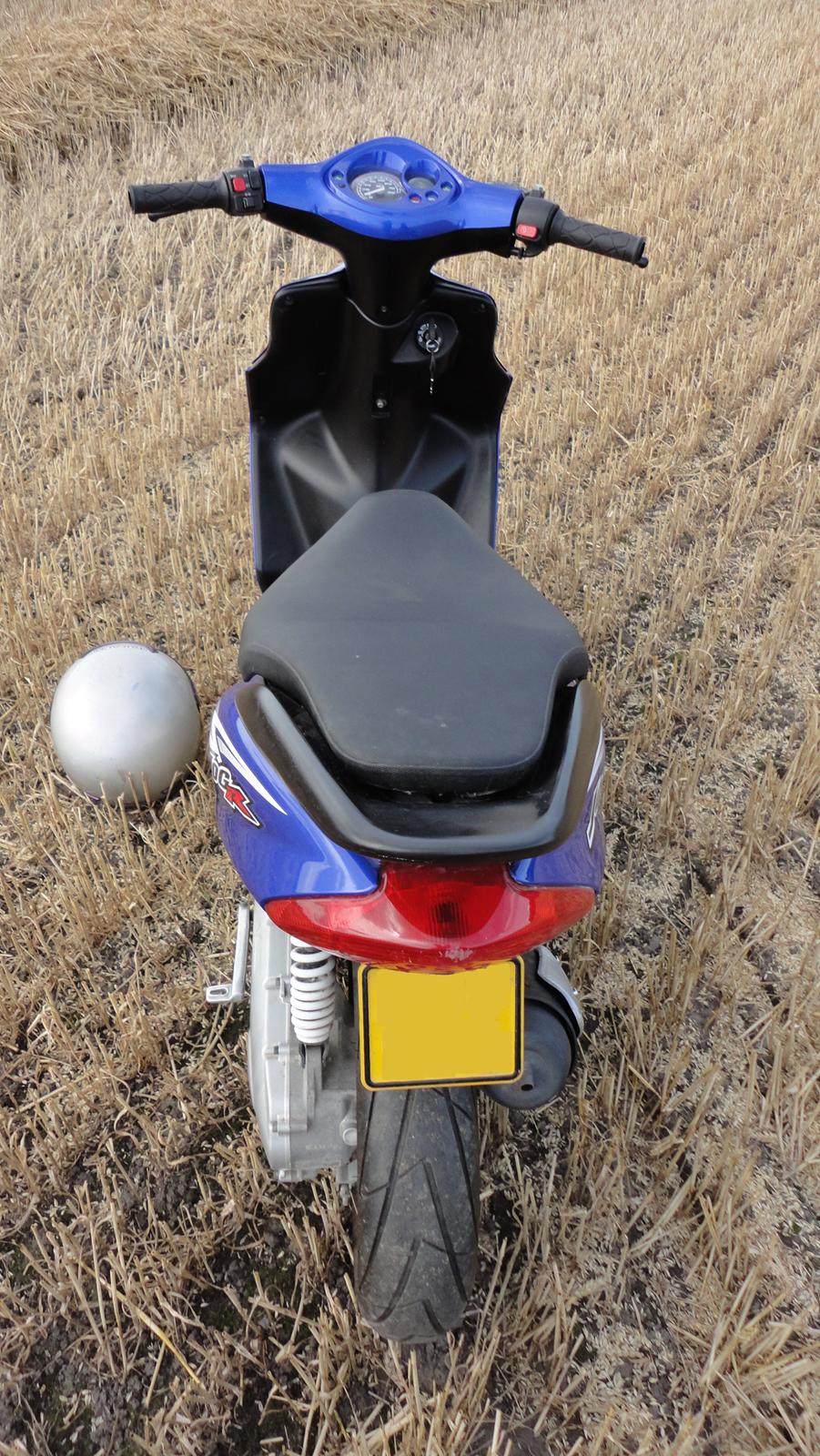 Yamaha Jog R Snigeren! billede 7