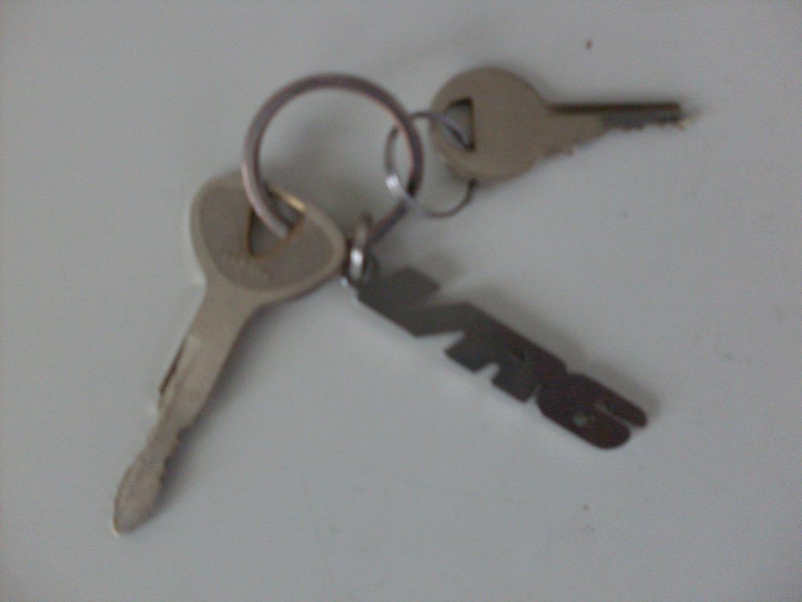 Yamaha Jog Space ( SOLGT ) - Orginal nøgle og Golf VR6 emblem...   :D billede 8