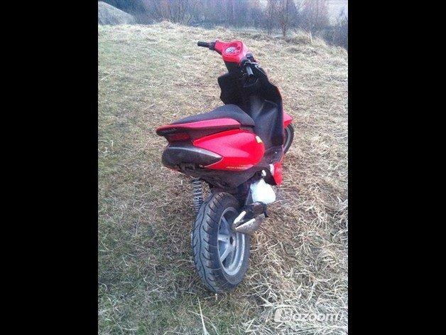Yamaha jog r billede 2
