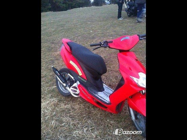 Yamaha jog r billede 5