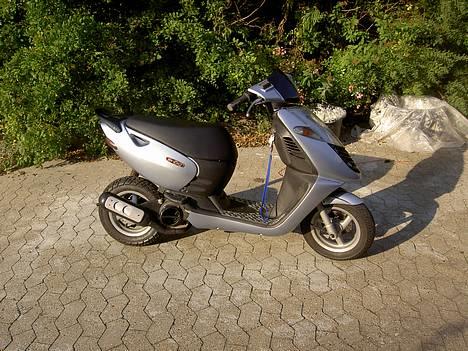 Aprilia Sonic Solgt 8500 kr - SOLGT! billede 1