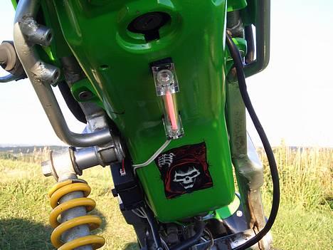 Suzuki street m.(Byttet til SMX) - Neon + Flip skateboard sticker. billede 1