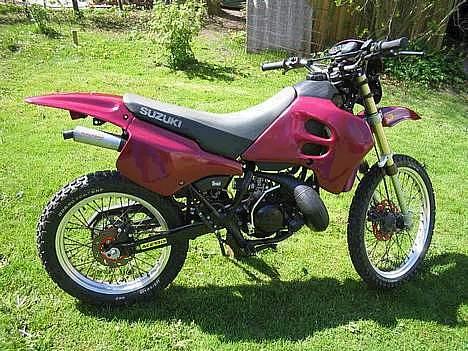 Suzuki Rmx  (SOLGT)  billede 2