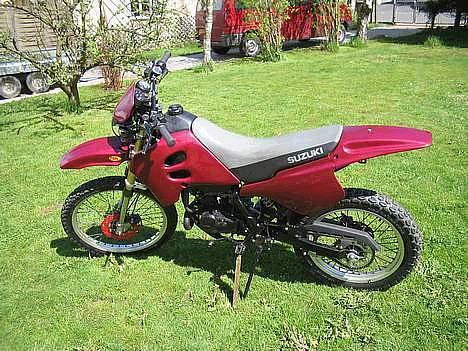 Suzuki Rmx  (SOLGT)  billede 3