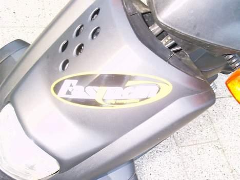 Yamaha SOLGT billede 4