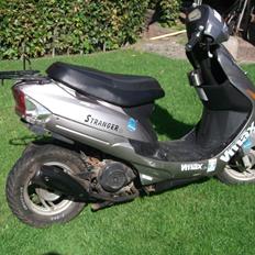 Stranger stranger 50 4 takter solgt