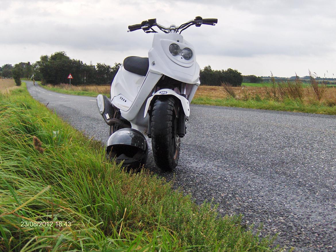 PGO hot 50 billede 2