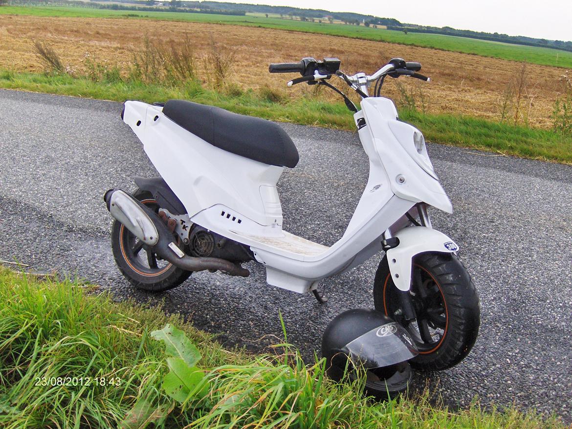 PGO hot 50 billede 3