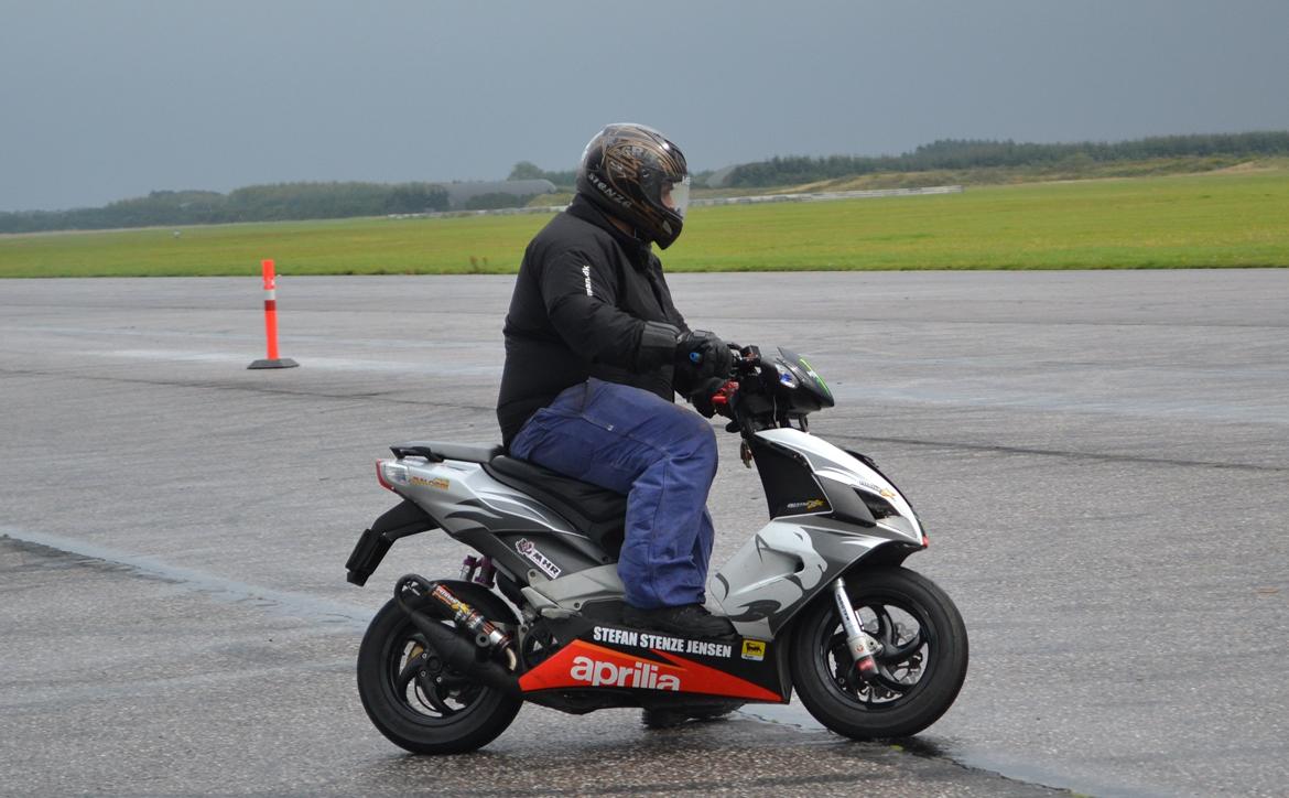 Aprilia Sr 50 R Factory TS T7 LC DD billede 1