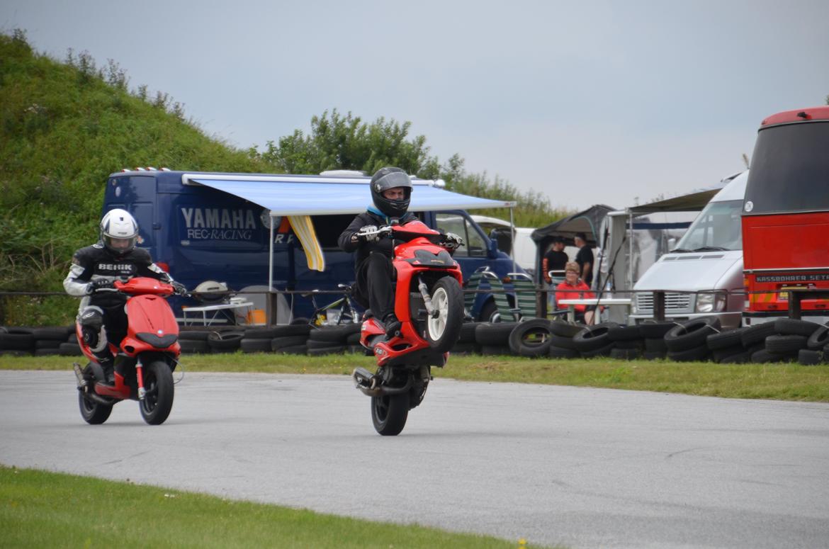 Yamaha jog R LC DD billede 3