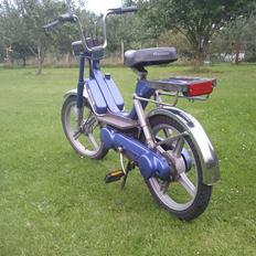 Vespa Bravo