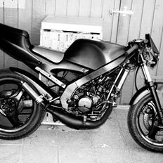 Aprilia RS50 (Nigredo Black Edition)