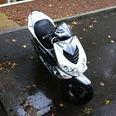 Peugeot Speedfight 2 AC