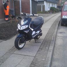 Peugeot Speedfight 2