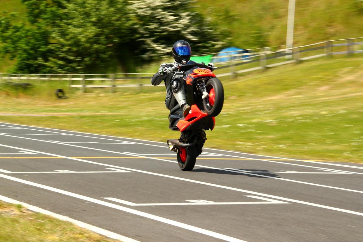 Yamaha Jog RR DD MK Pro Race 2 - ASW 2 2012 billede 1